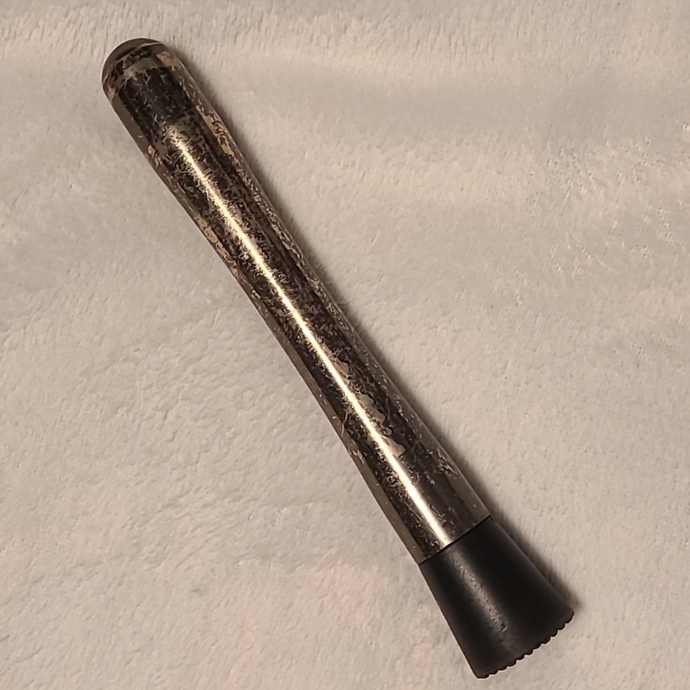 Cocktail muddler